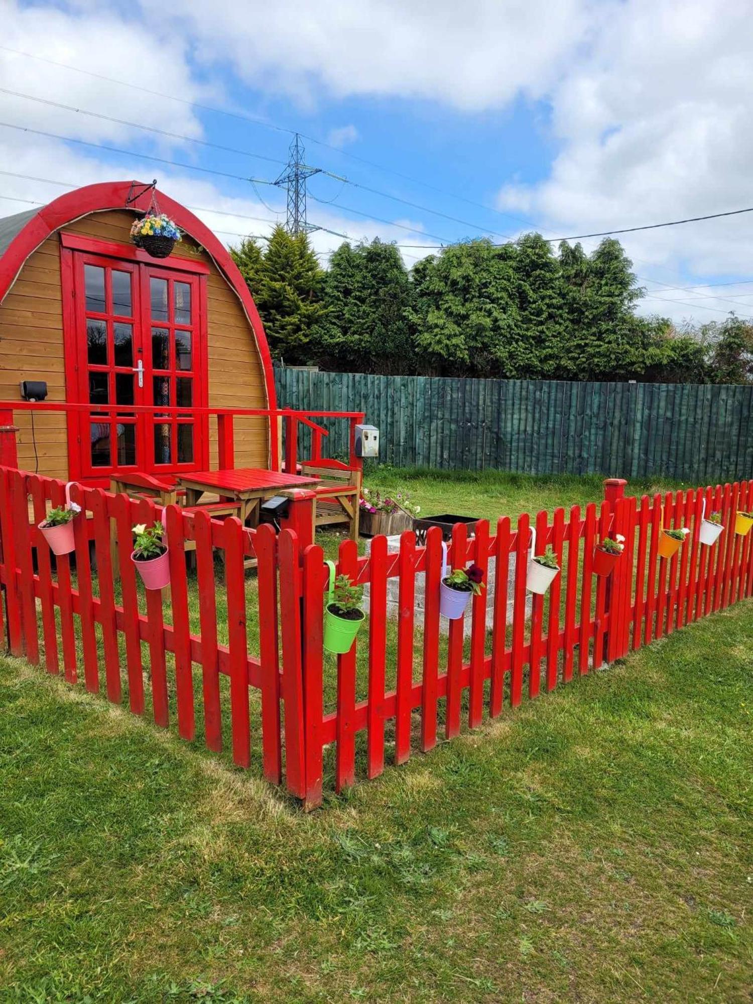 Cosy Glamping Pod Glamping In St Austell Cornwall Lanivet Exterior foto